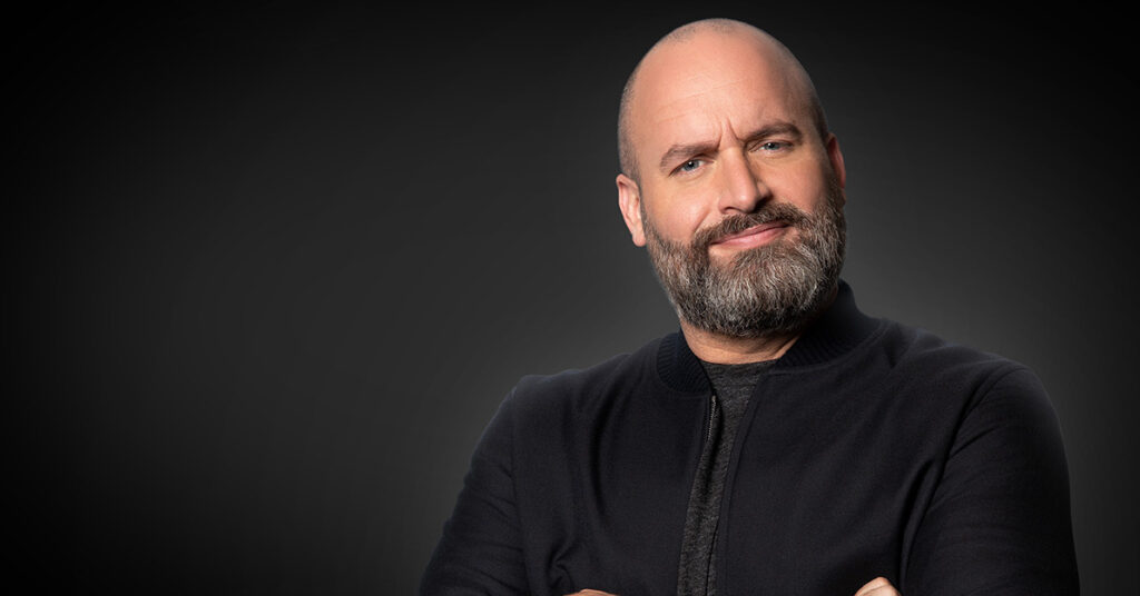 Tom Segura – Χιούμορ παντού, ακόμη και στα (πολύ) δύσκολα